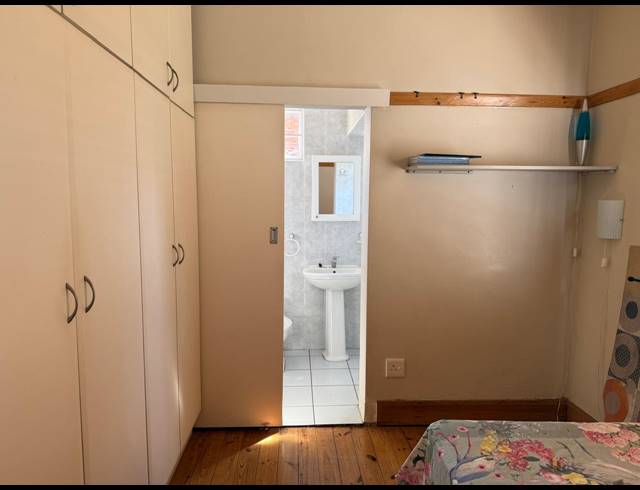 3 BEDROOM FREEHOLD FOR SALE IN GLENWOOD